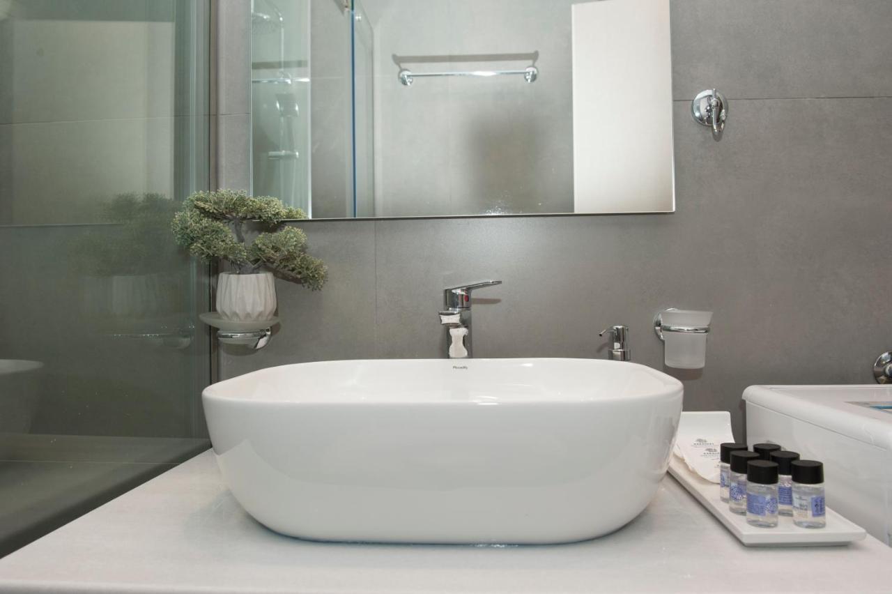 Olympia Luxury Apartment In Marousi Athens Ngoại thất bức ảnh
